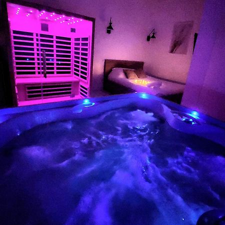 Love Room Jacuzzi Sauna Privatif Marseille Luaran gambar