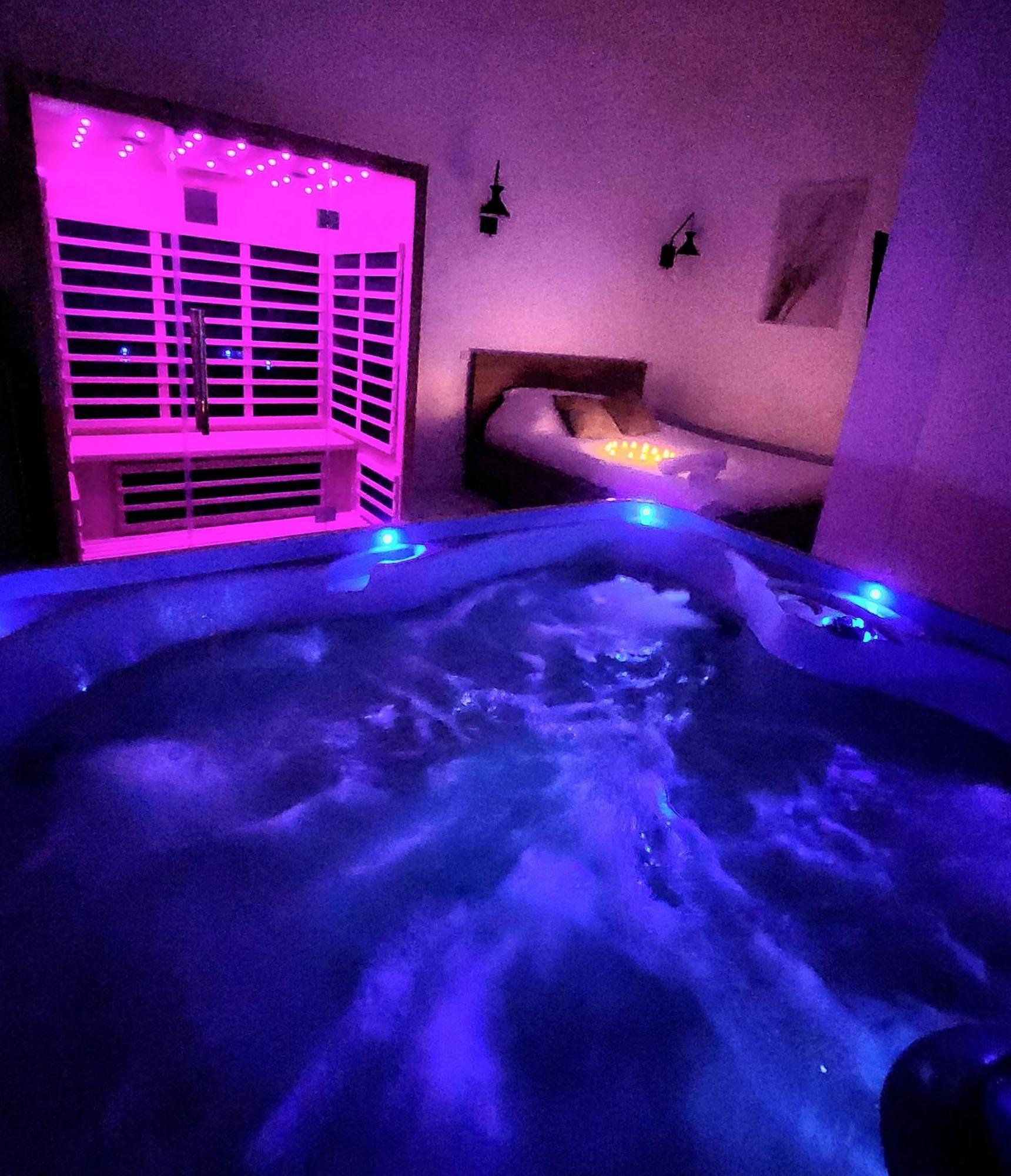 Love Room Jacuzzi Sauna Privatif Marseille Luaran gambar